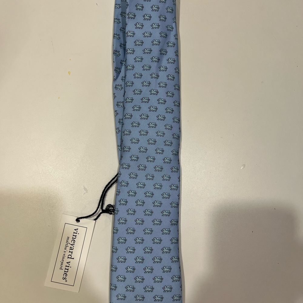 Vineyard Vines Light Blue Floral Men's Tie